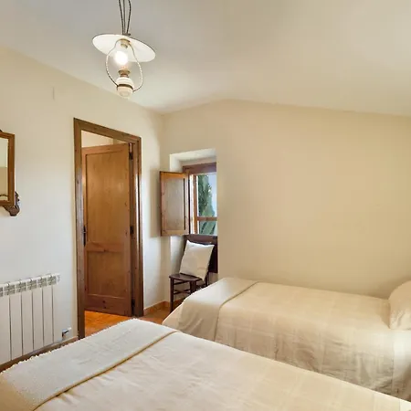 Country house Cal Cirera